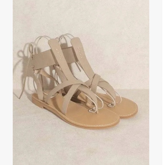 Oasis Society strappy sandals size 8.5 - Picture 1 of 2
